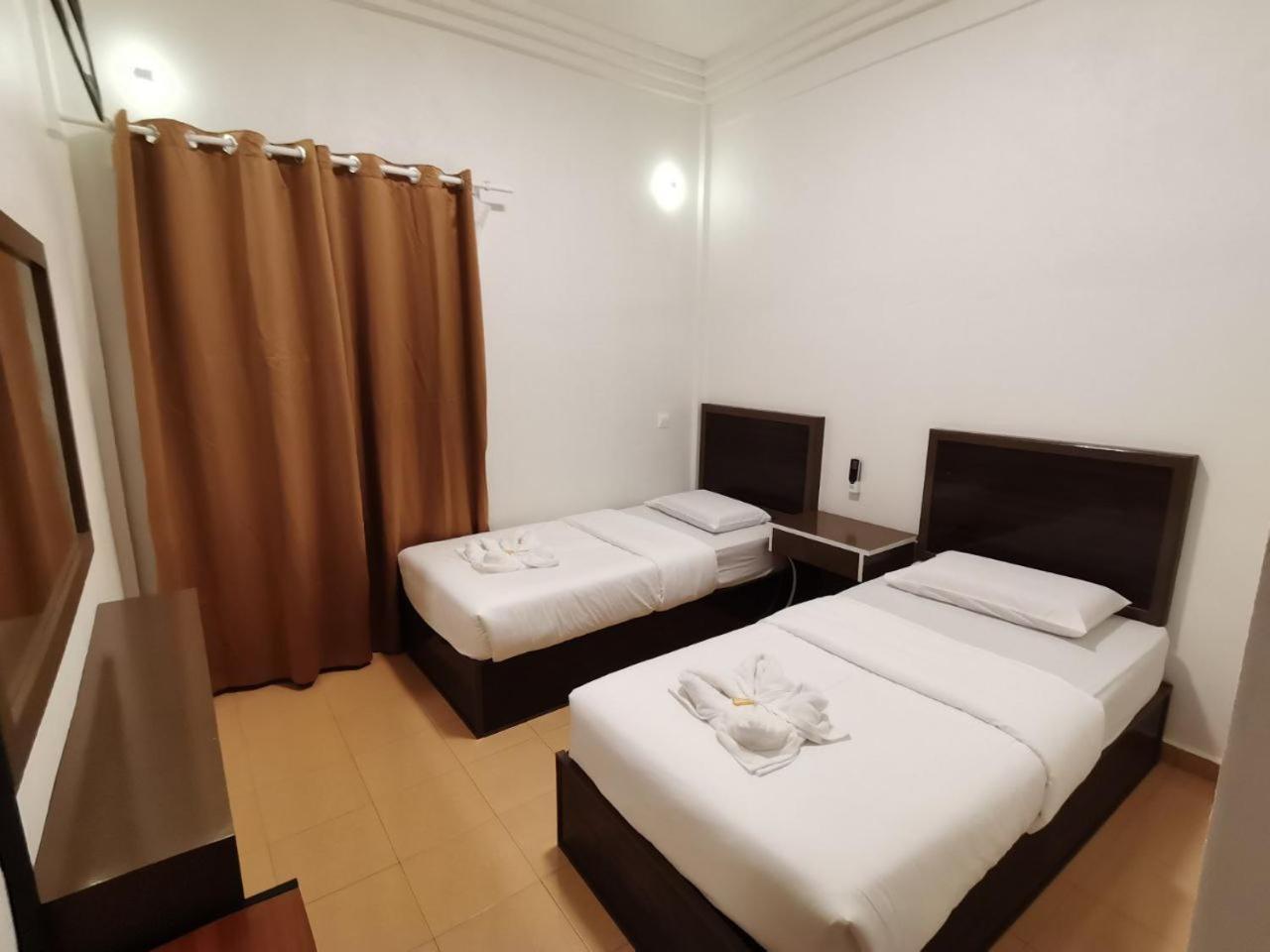 Matahari Long Beach Пертениан Айлънд Екстериор снимка